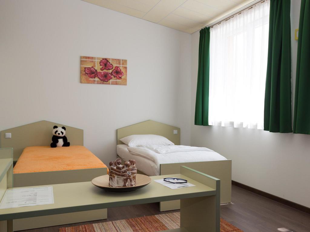 Winrooms "Hotel&Appartement" Wiener Neustadt Ngoại thất bức ảnh