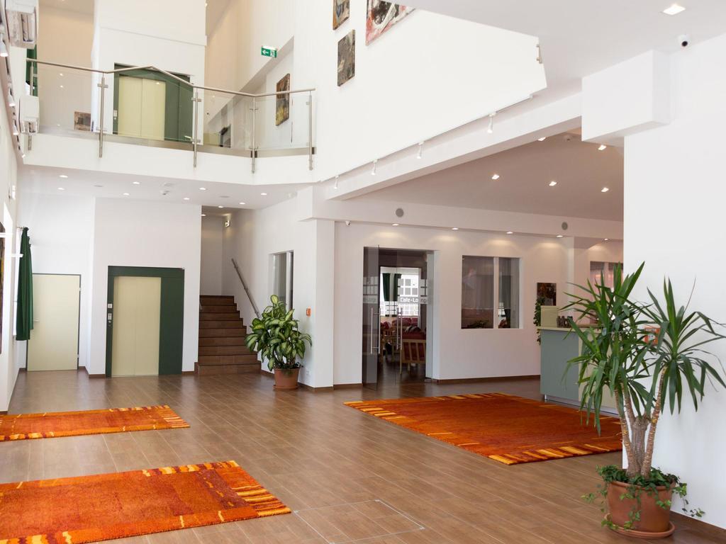 Winrooms "Hotel&Appartement" Wiener Neustadt Ngoại thất bức ảnh